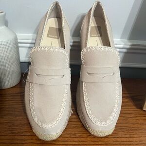 Dolce Vita Cream Women’s Loafers Slip-On Shoes NWT